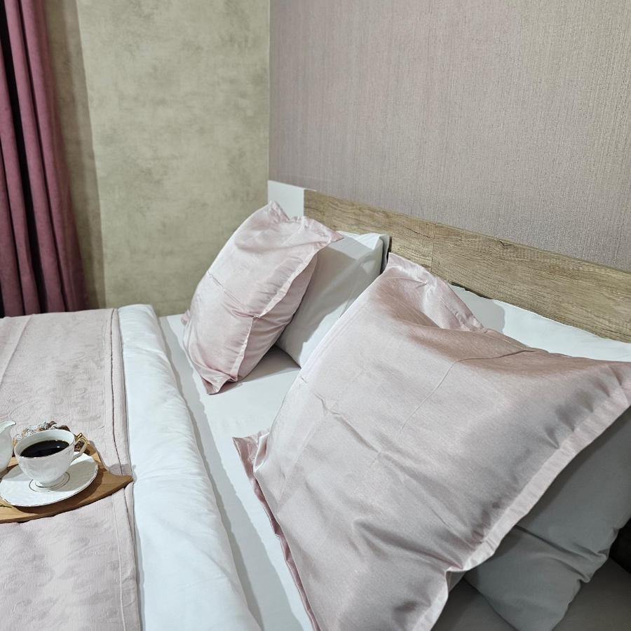 Hotel Memory Basket Kutaisi Exterior foto