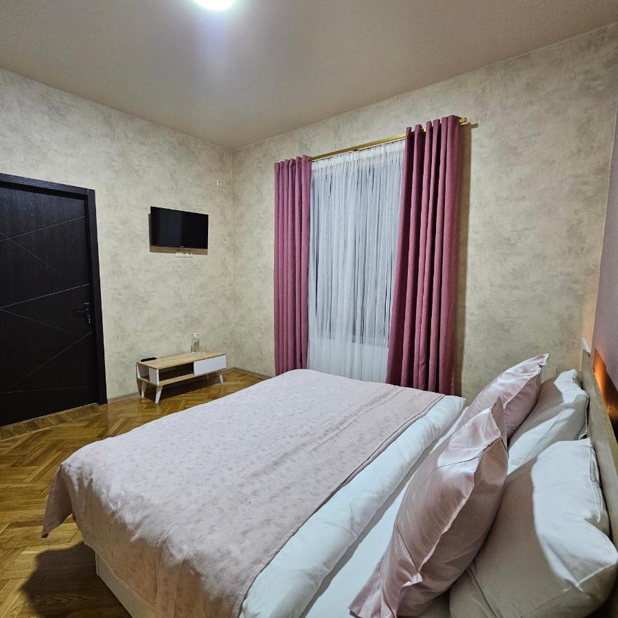 Hotel Memory Basket Kutaisi Exterior foto