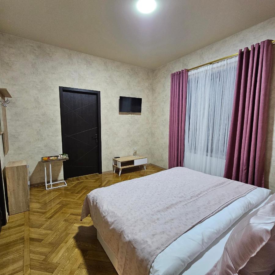 Hotel Memory Basket Kutaisi Exterior foto