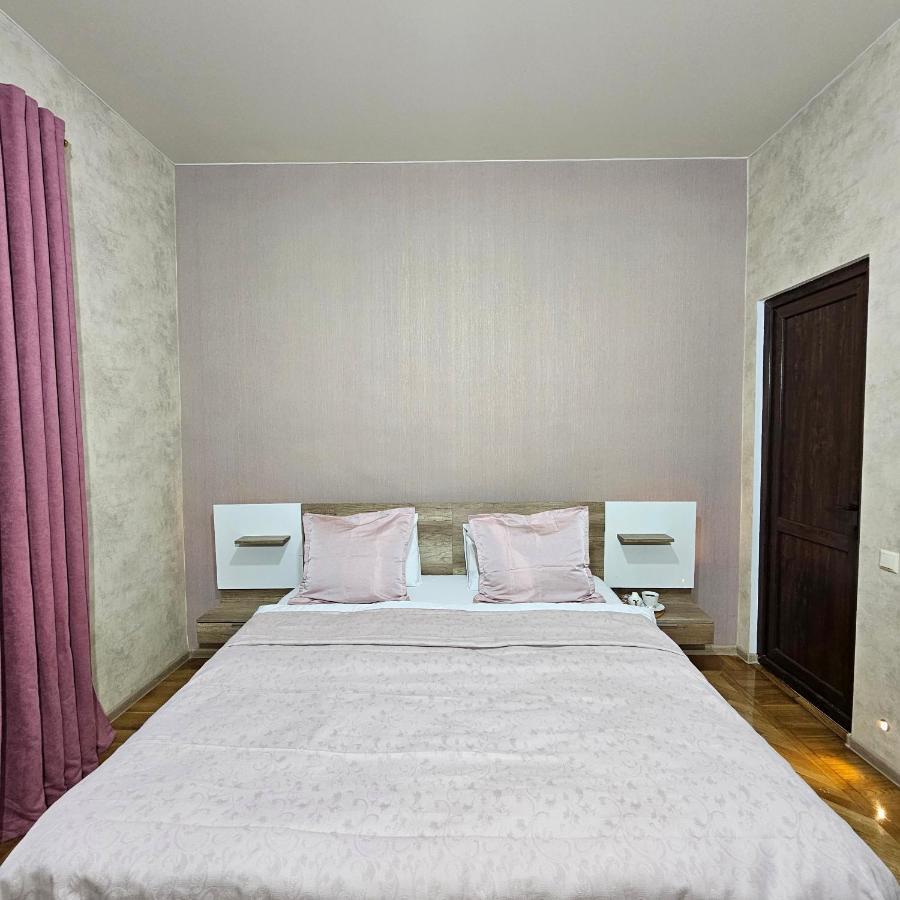 Hotel Memory Basket Kutaisi Exterior foto