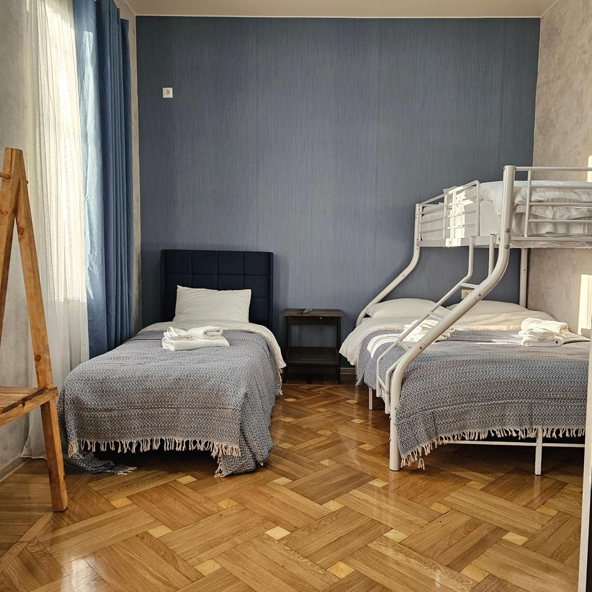 Hotel Memory Basket Kutaisi Exterior foto